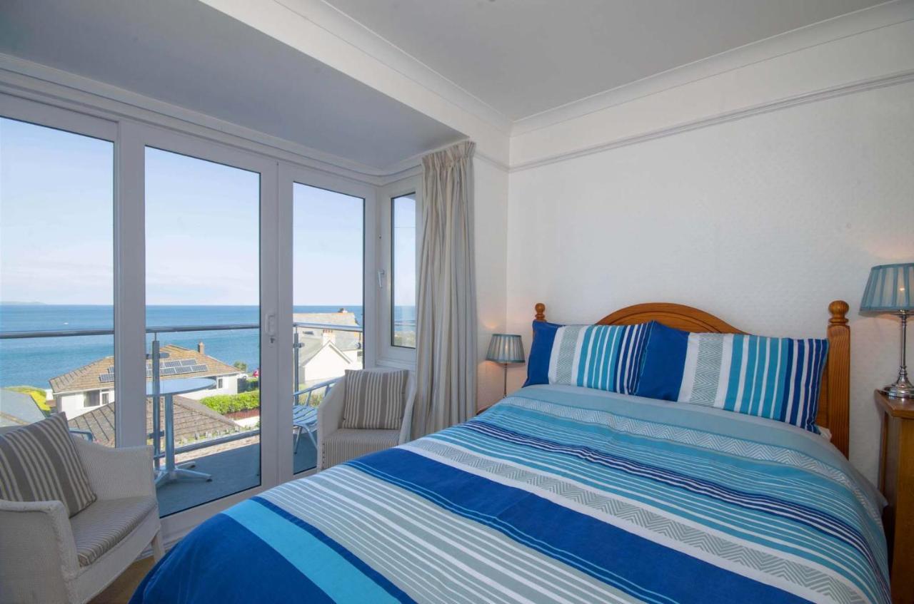 Seaview Bed & Breakfast ลู ภายนอก รูปภาพ