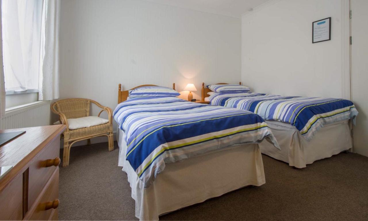 Seaview Bed & Breakfast ลู ภายนอก รูปภาพ