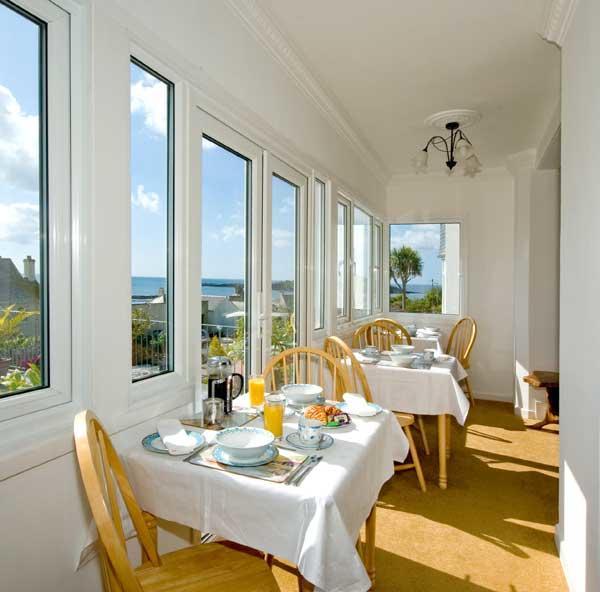 Seaview Bed & Breakfast ลู ภายนอก รูปภาพ