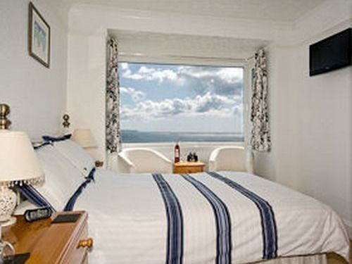 Seaview Bed & Breakfast ลู ภายนอก รูปภาพ